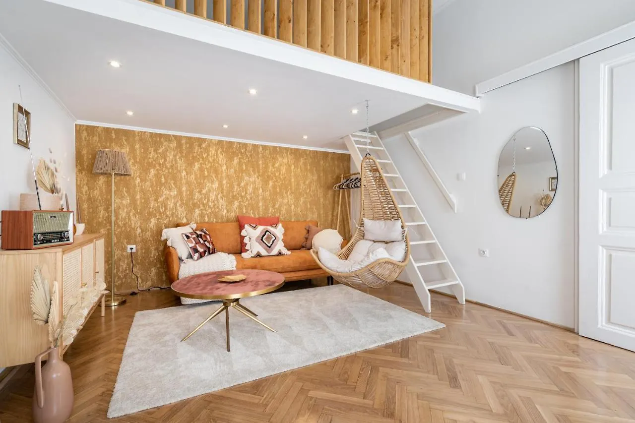 Solar System Apartment With Gallery Budapest Hungary