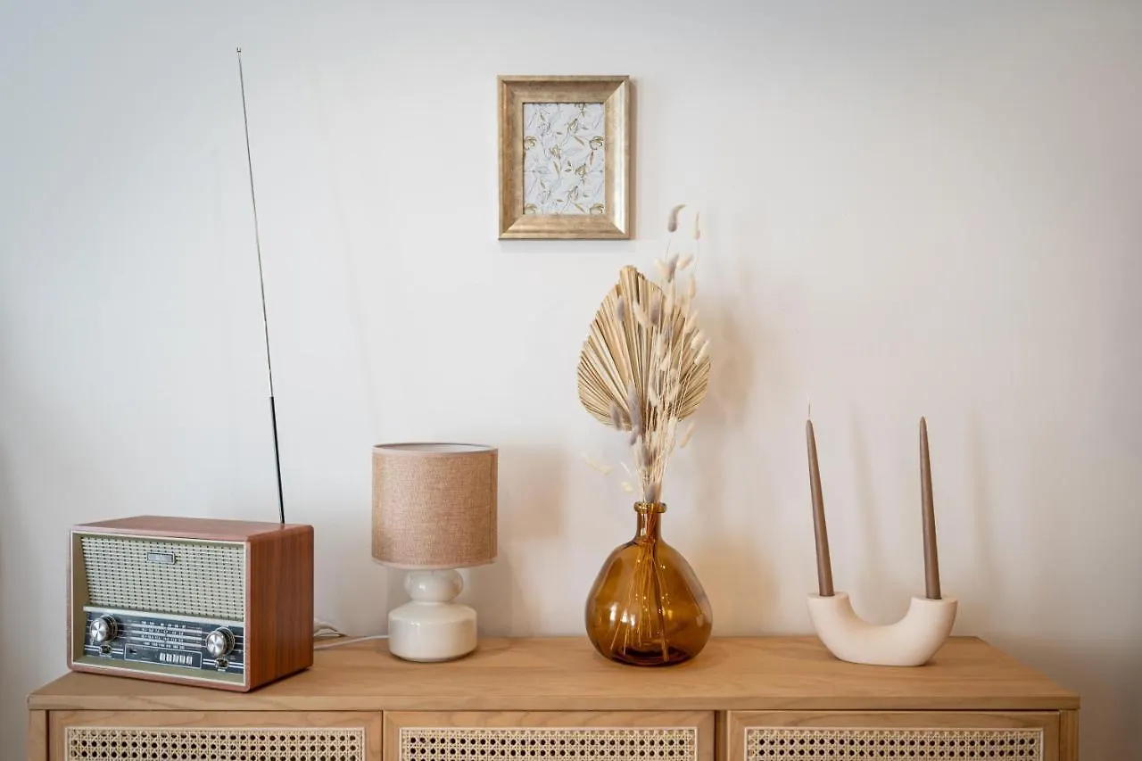 Solar System Apartment With Gallery Budapest Ungheria